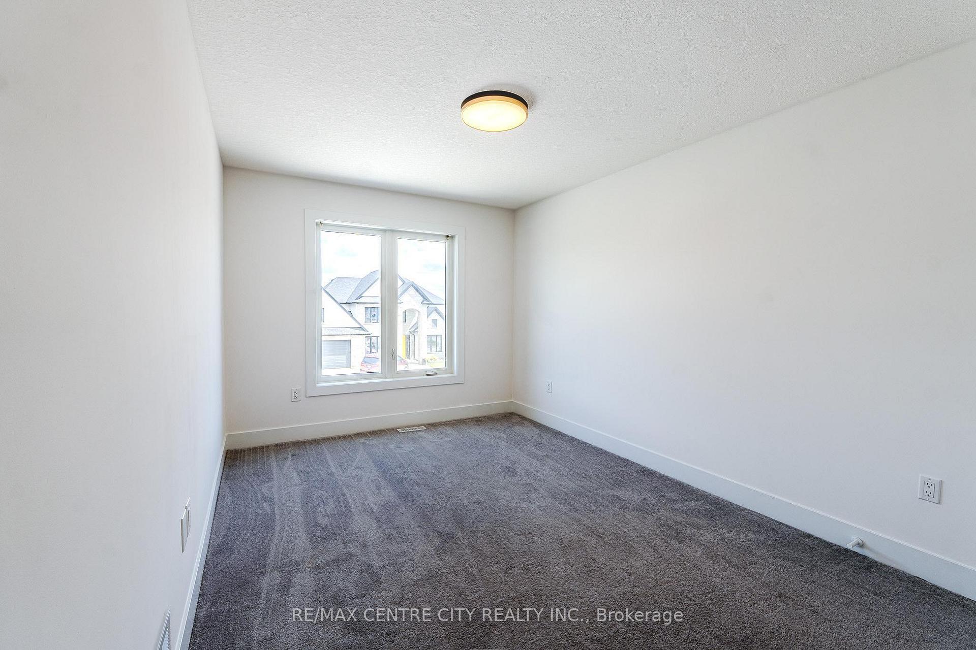 Photo 31 of 7290 Silver Creek Circle, London, South V — HOMEH