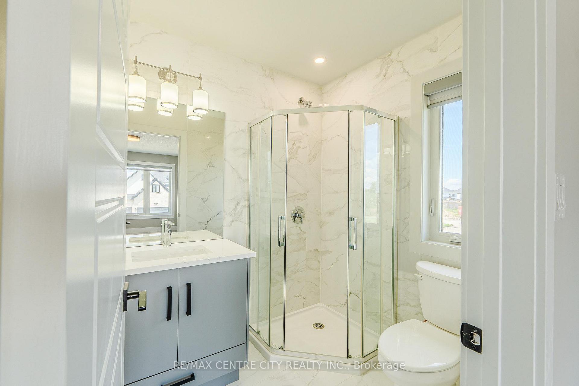 Photo 34 of 7290 Silver Creek Circle, London, South V — HOMEH