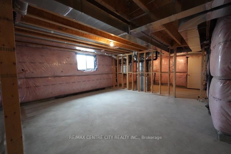 Photo 37 of 7290 Silver Creek Circle, London, South V — HOMEH