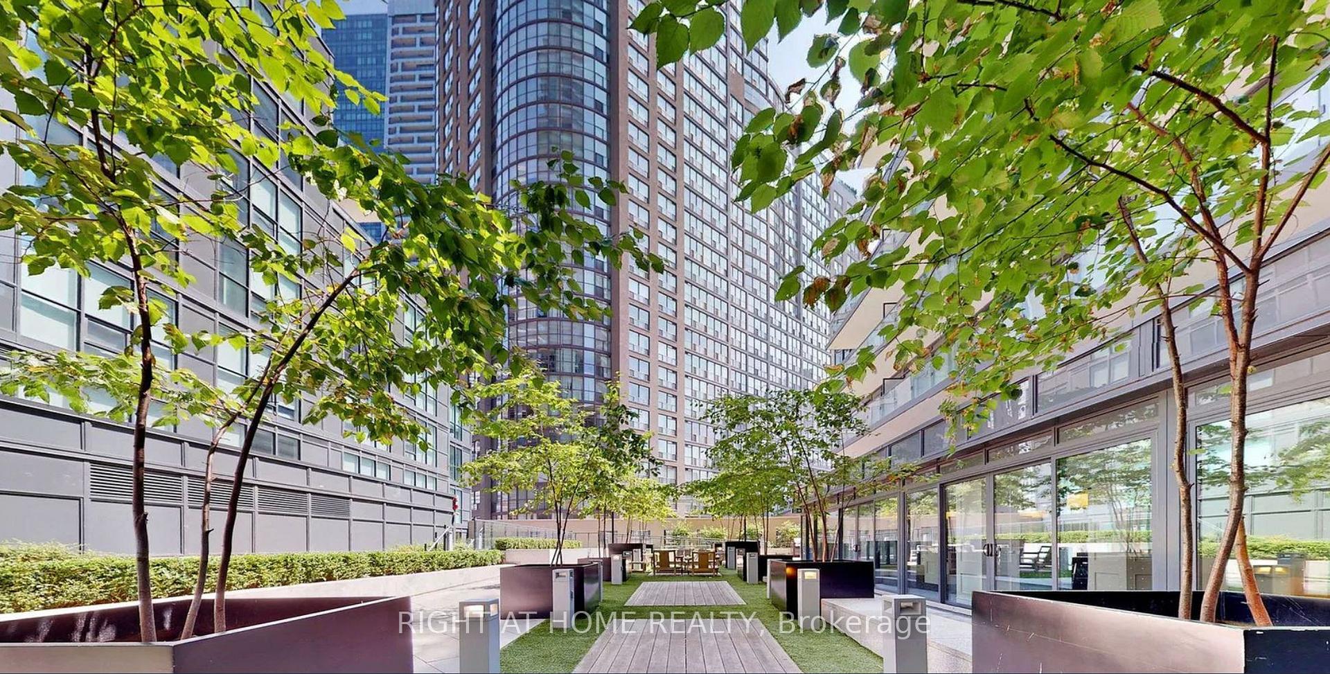 Photo 17 of Unit 1612, 955 Bay Street, Toronto, Bay Street Corridor — HOMEH