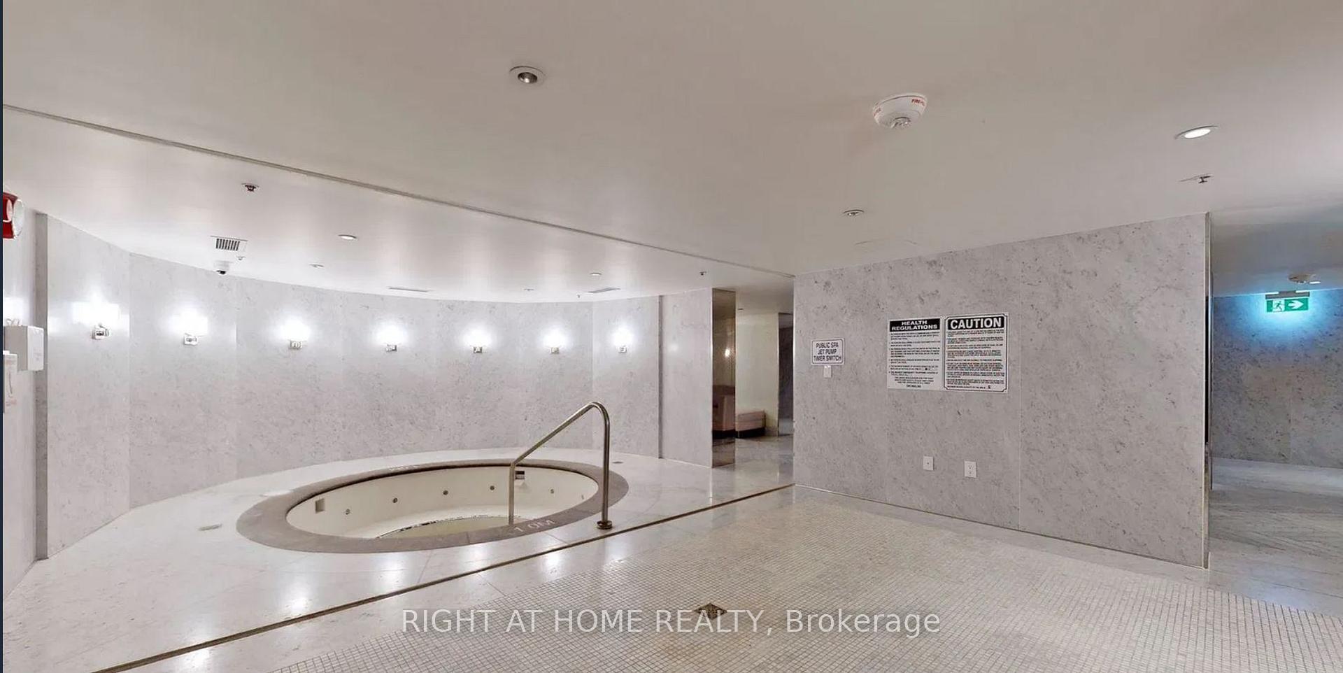Photo 18 of Unit 1612, 955 Bay Street, Toronto, Bay Street Corridor — HOMEH