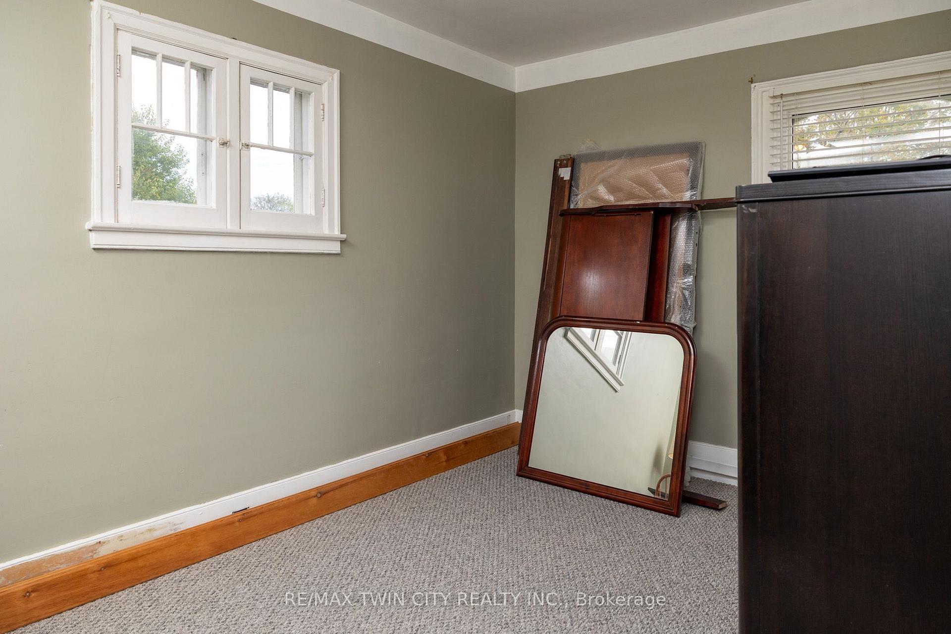 Photo 19 of 21 Mccall Street, Norfolk, Simcoe — HOMEH