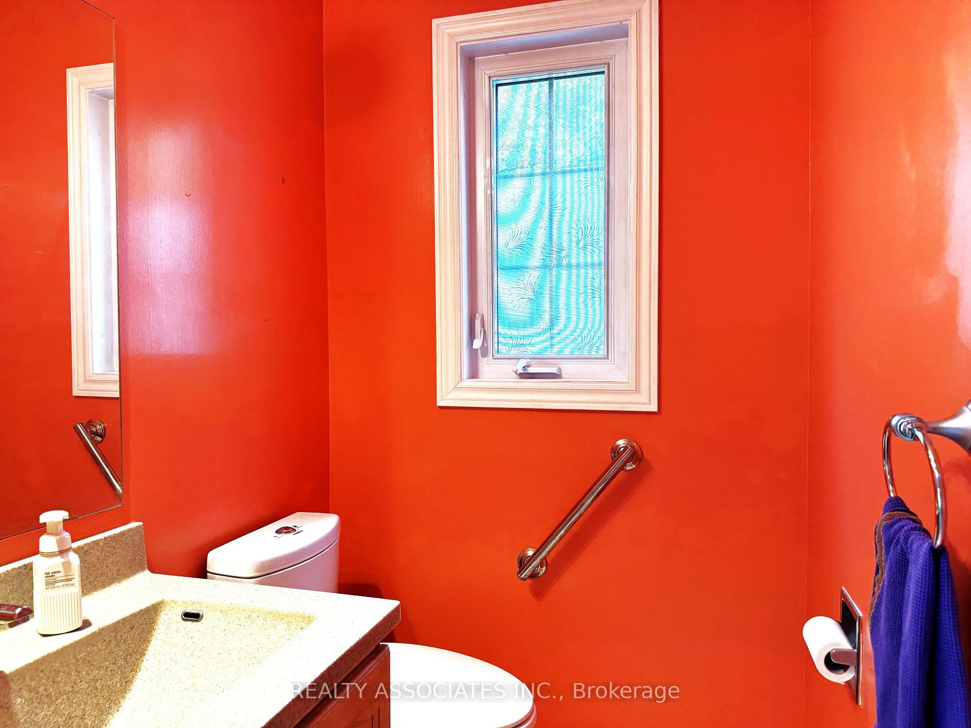 Photo 6 of 5577 Haddon Hall Road, Mississauga, Central Erin Mills — HOMEH