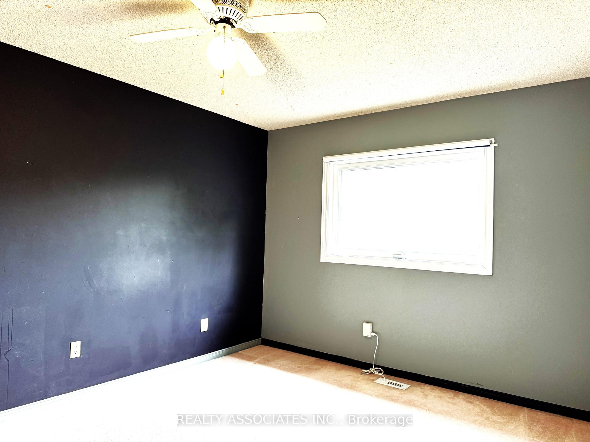 Photo 11 of 5577 Haddon Hall Road, Mississauga, Central Erin Mills — HOMEH