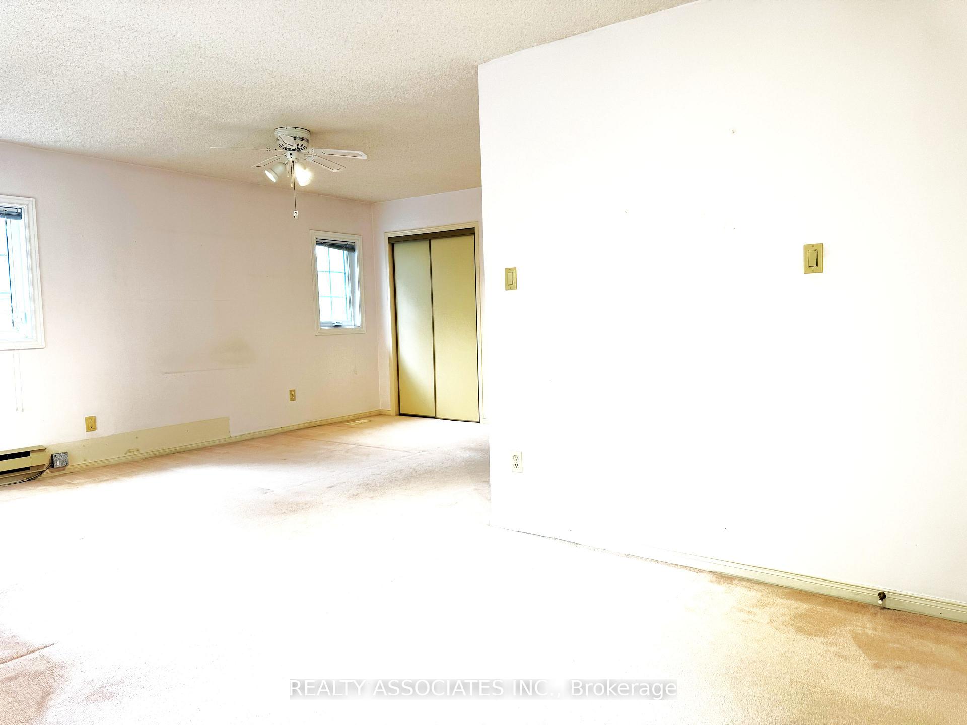 Photo 17 of 5577 Haddon Hall Road, Mississauga, Central Erin Mills — HOMEH