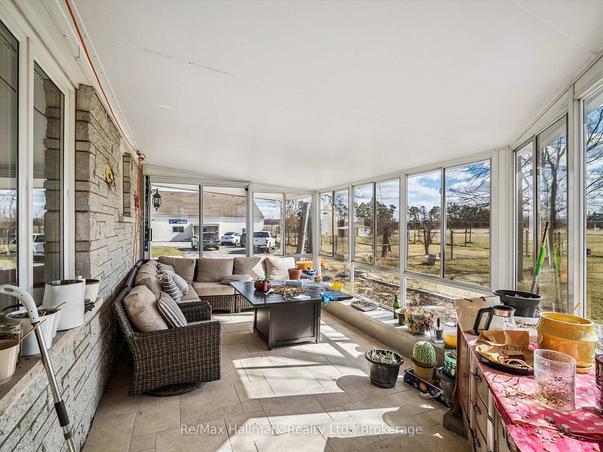 Photo 28 of 232 Eighth Road E, Hamilton, Rural Stoney Creek — HOMEH