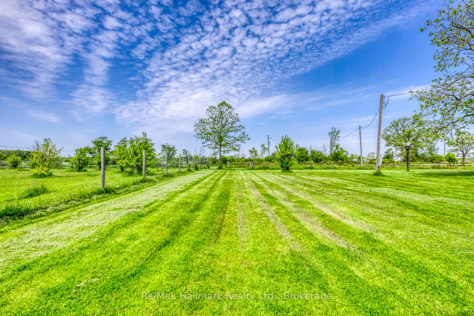 Photo 45 of 232 Eighth Road E, Hamilton, Rural Stoney Creek — HOMEH