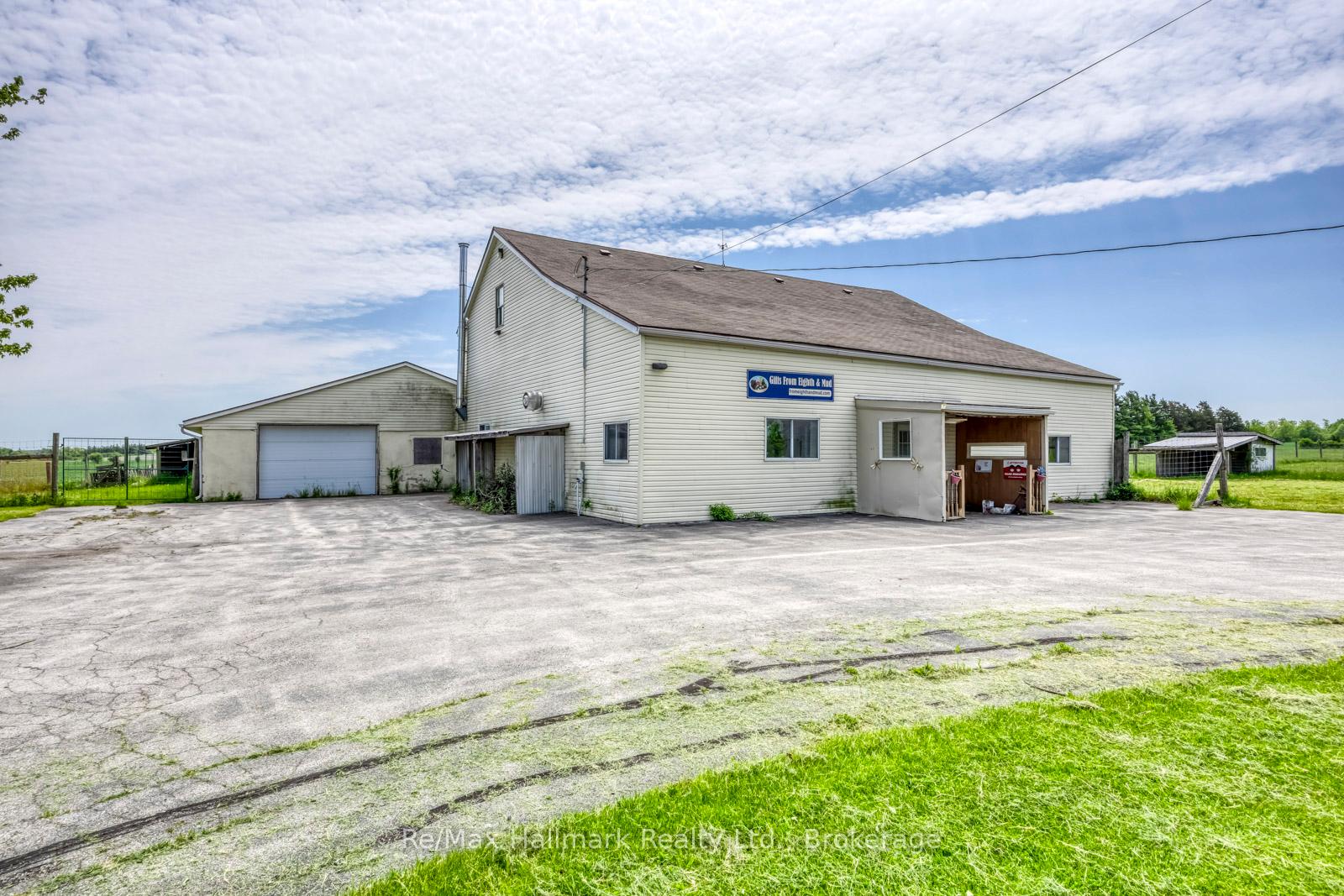 Photo 49 of 232 Eighth Road E, Hamilton, Rural Stoney Creek — HOMEH
