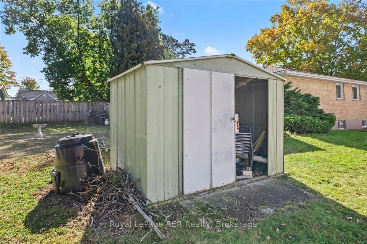 Photo 30 of 210 Colborne Street S, Brockton — HOMEH