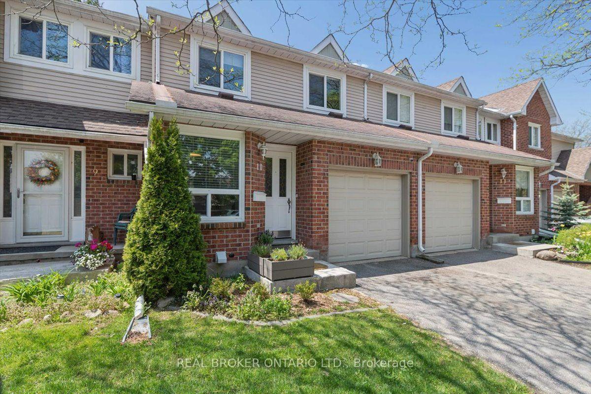 Photo of Unit 10, 180 Highland Crescent