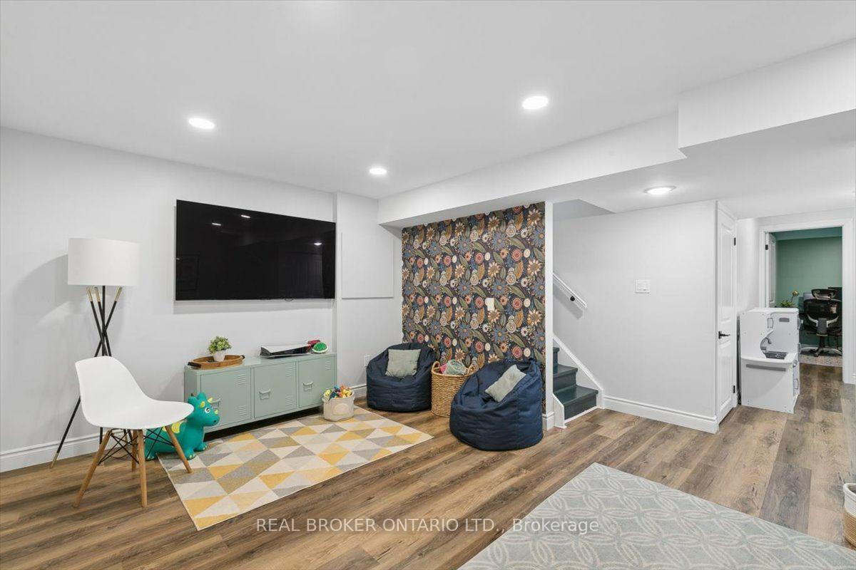 Photo 24 of Unit 10, 180 Highland Crescent, Kitchener, St. Marys Hospital — HOMEH