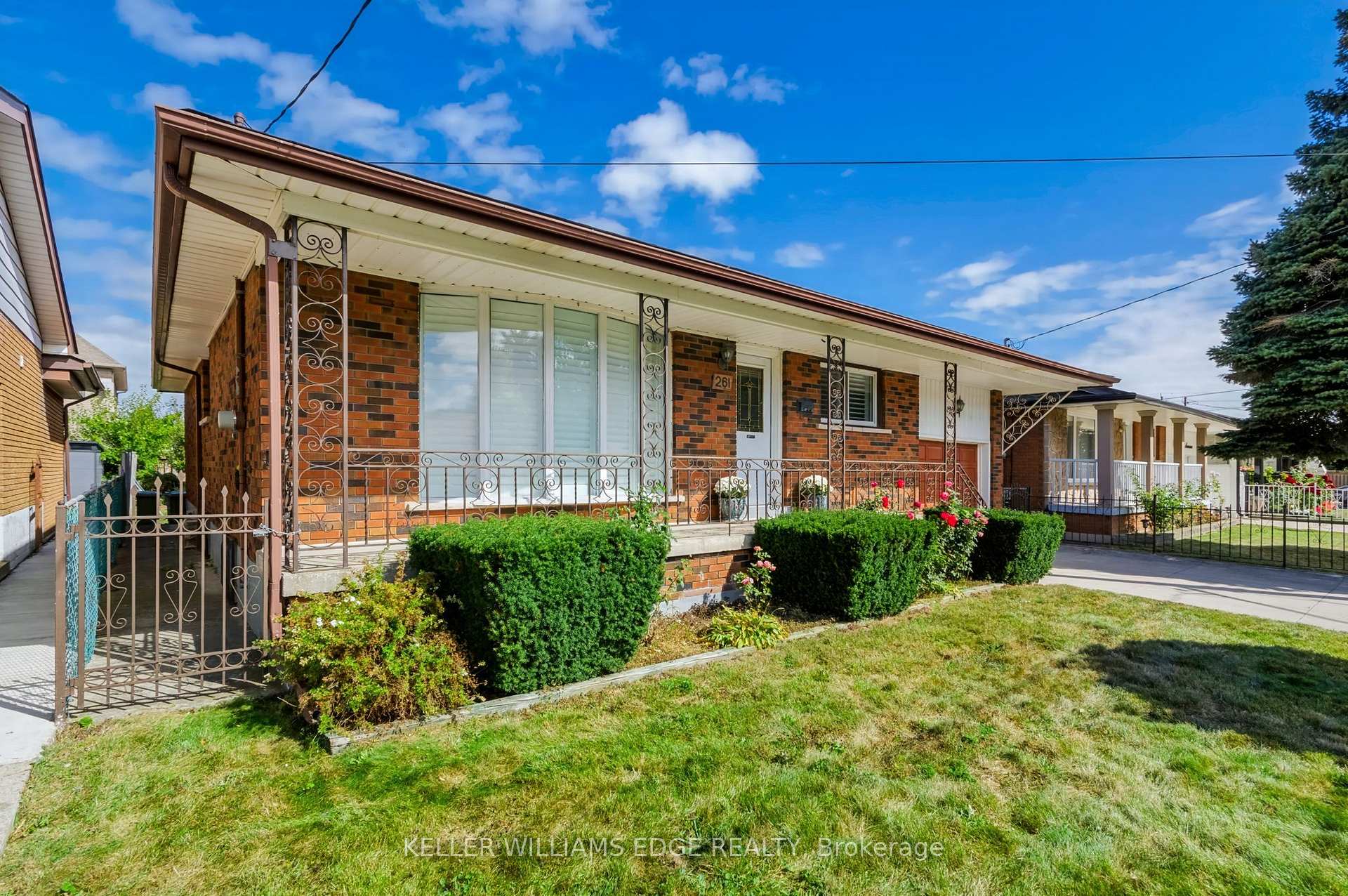 Photo 4 of 261 Carla Avenue, Hamilton, Stoney Creek — HOMEH