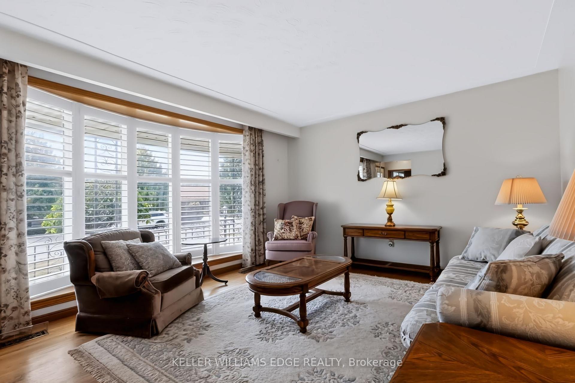 Photo 7 of 261 Carla Avenue, Hamilton, Stoney Creek — HOMEH