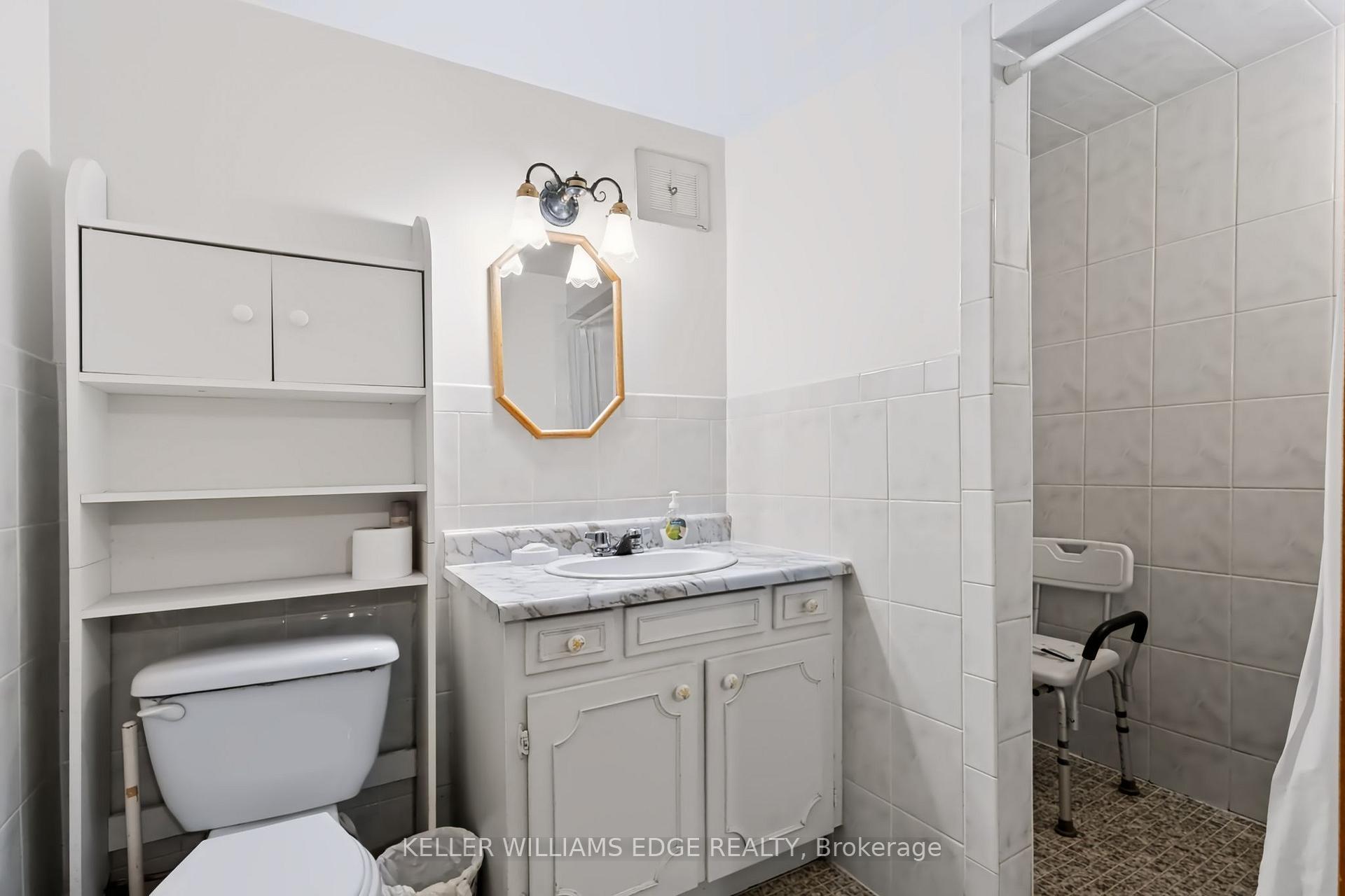 Photo 30 of 261 Carla Avenue, Hamilton, Stoney Creek — HOMEH