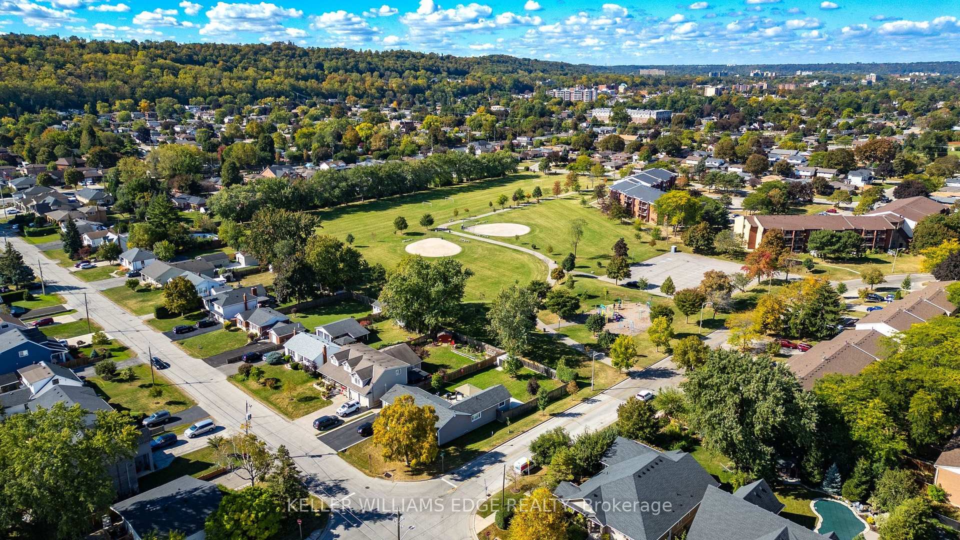 Photo 42 of 261 Carla Avenue, Hamilton, Stoney Creek — HOMEH