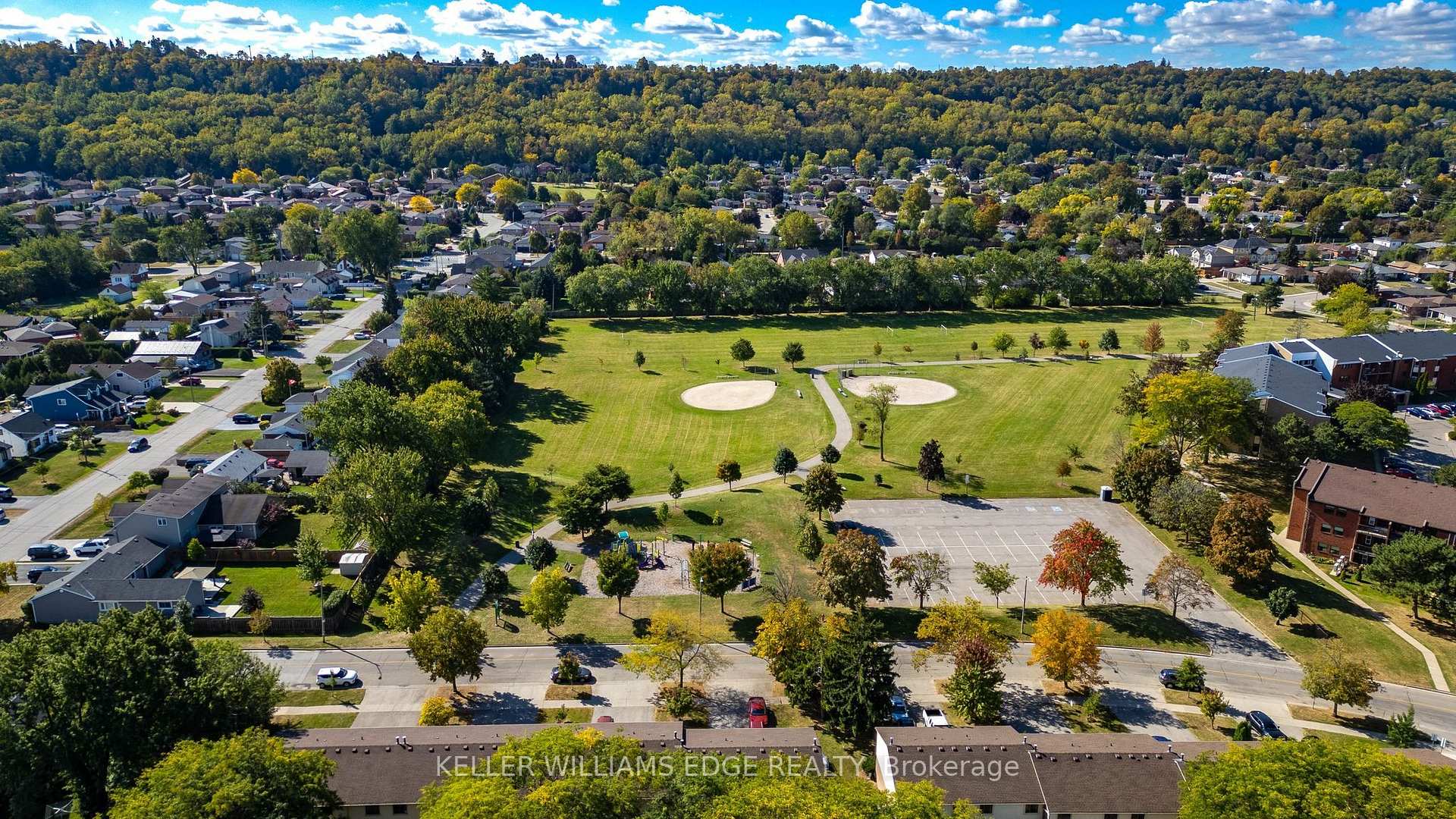 Photo 43 of 261 Carla Avenue, Hamilton, Stoney Creek — HOMEH