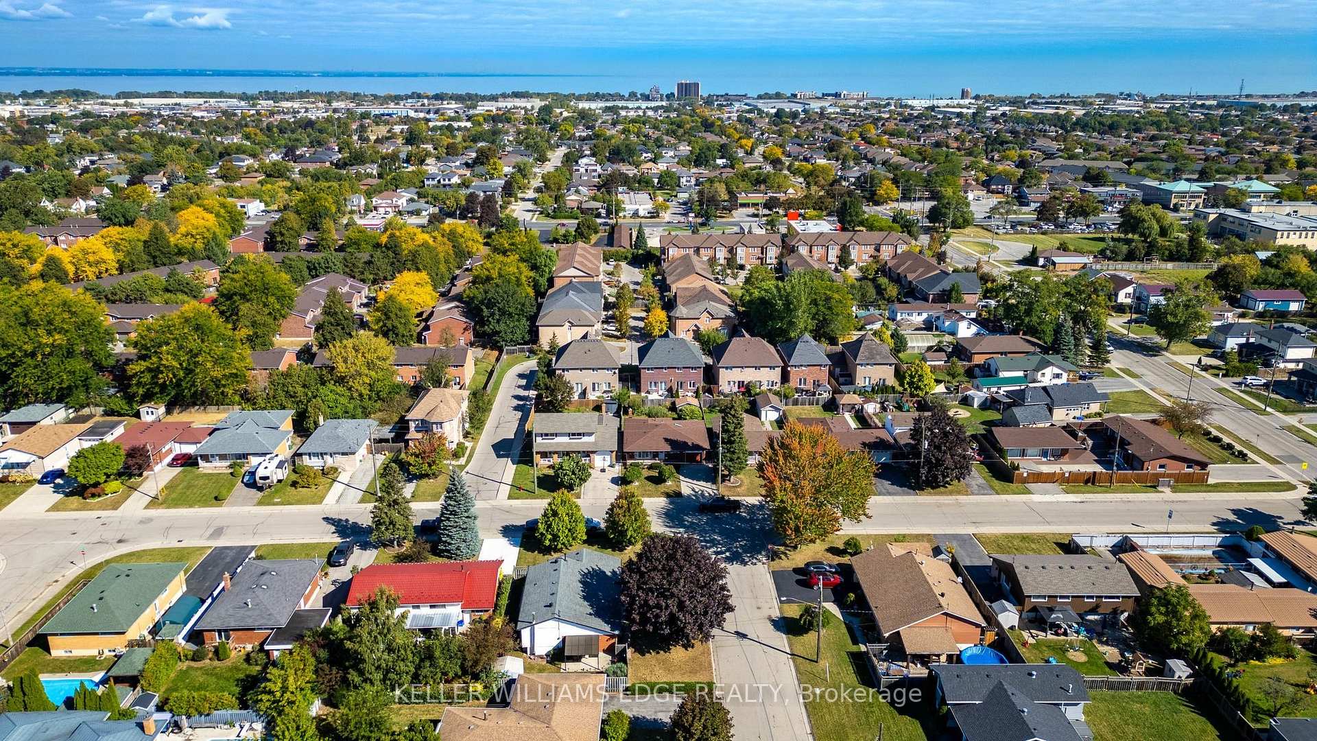 Photo 45 of 261 Carla Avenue, Hamilton, Stoney Creek — HOMEH