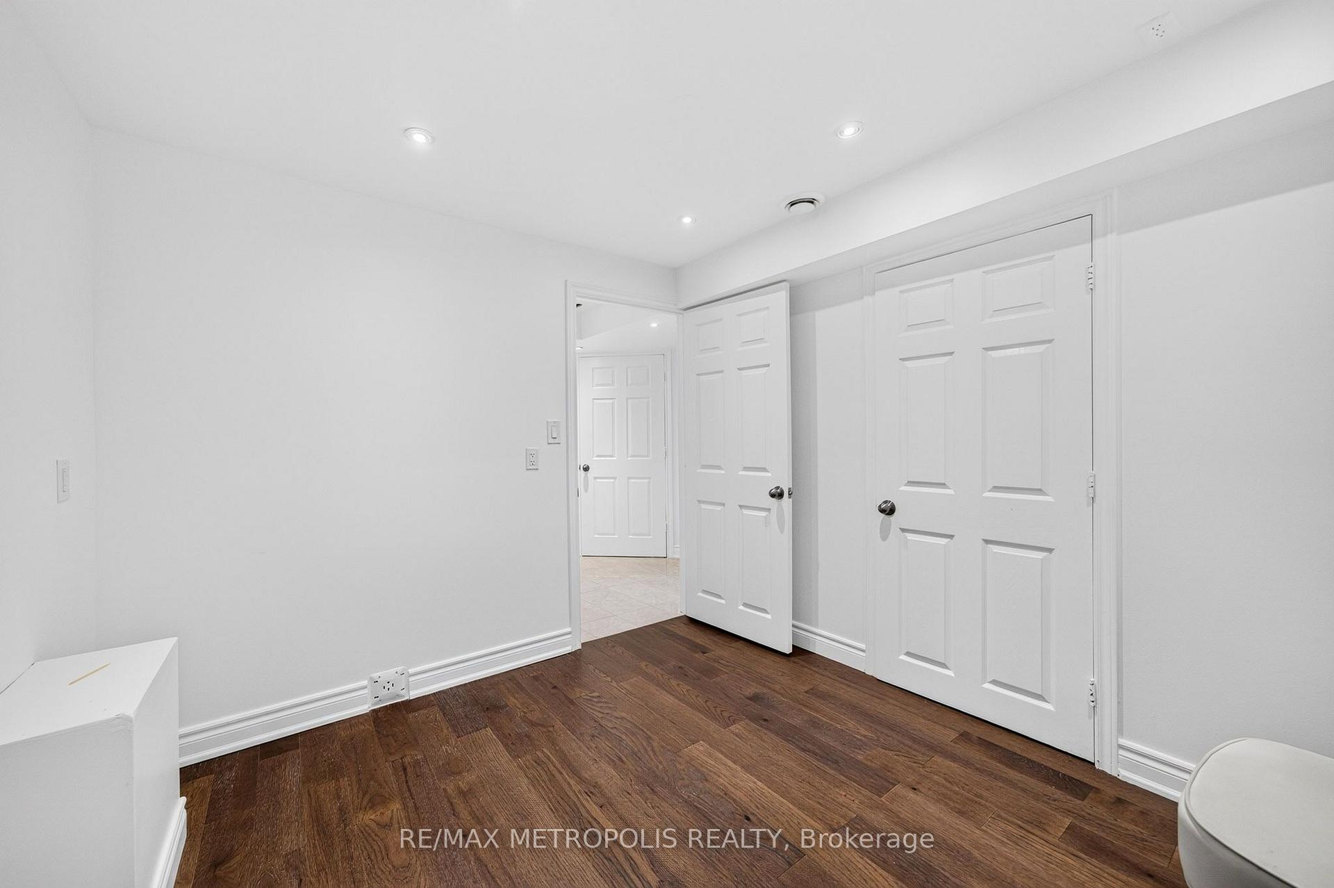 Photo 29 of 95 John Walter Crescent, Clarington, Courtice — HOMEH