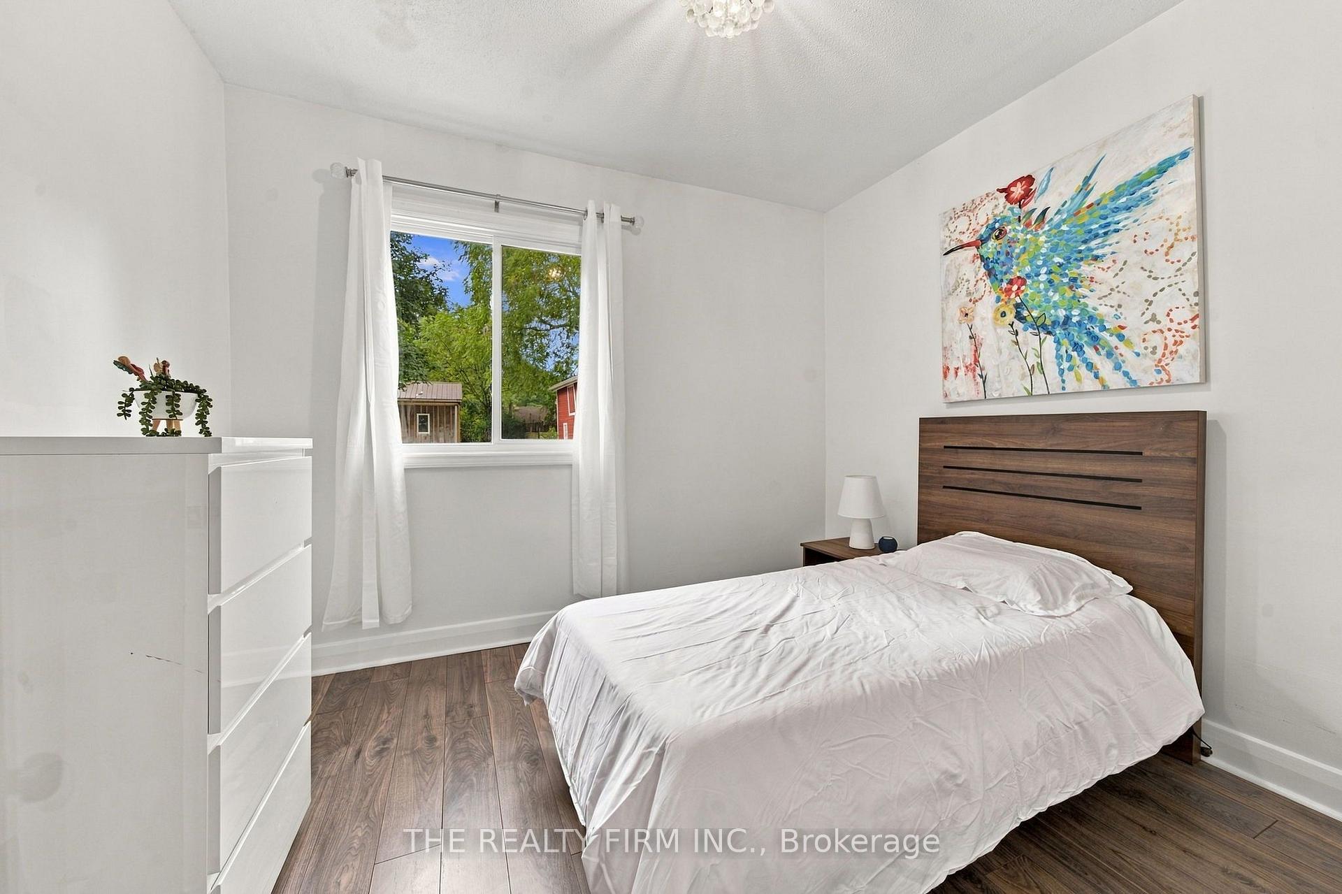 Photo 15 of 94 Mckellar Street, Strathroy-Caradoc, SW — HOMEH