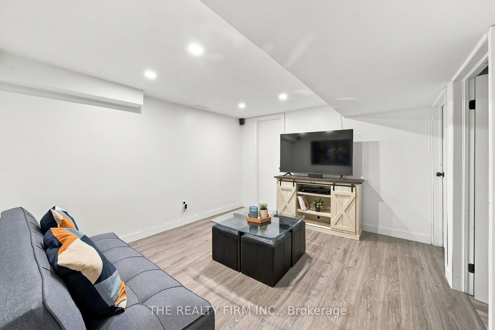 Photo 21 of 94 Mckellar Street, Strathroy-Caradoc, SW — HOMEH