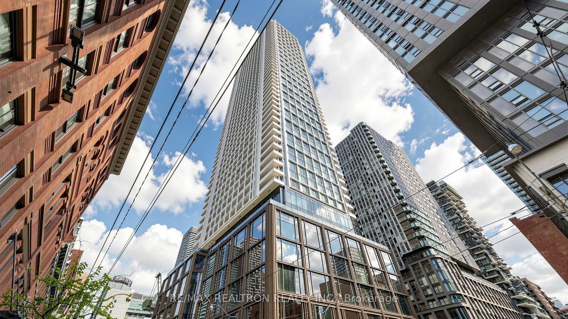Photo 1 of 88 Queen Street, Toronto, Church-Yonge Corridor — HOMEH