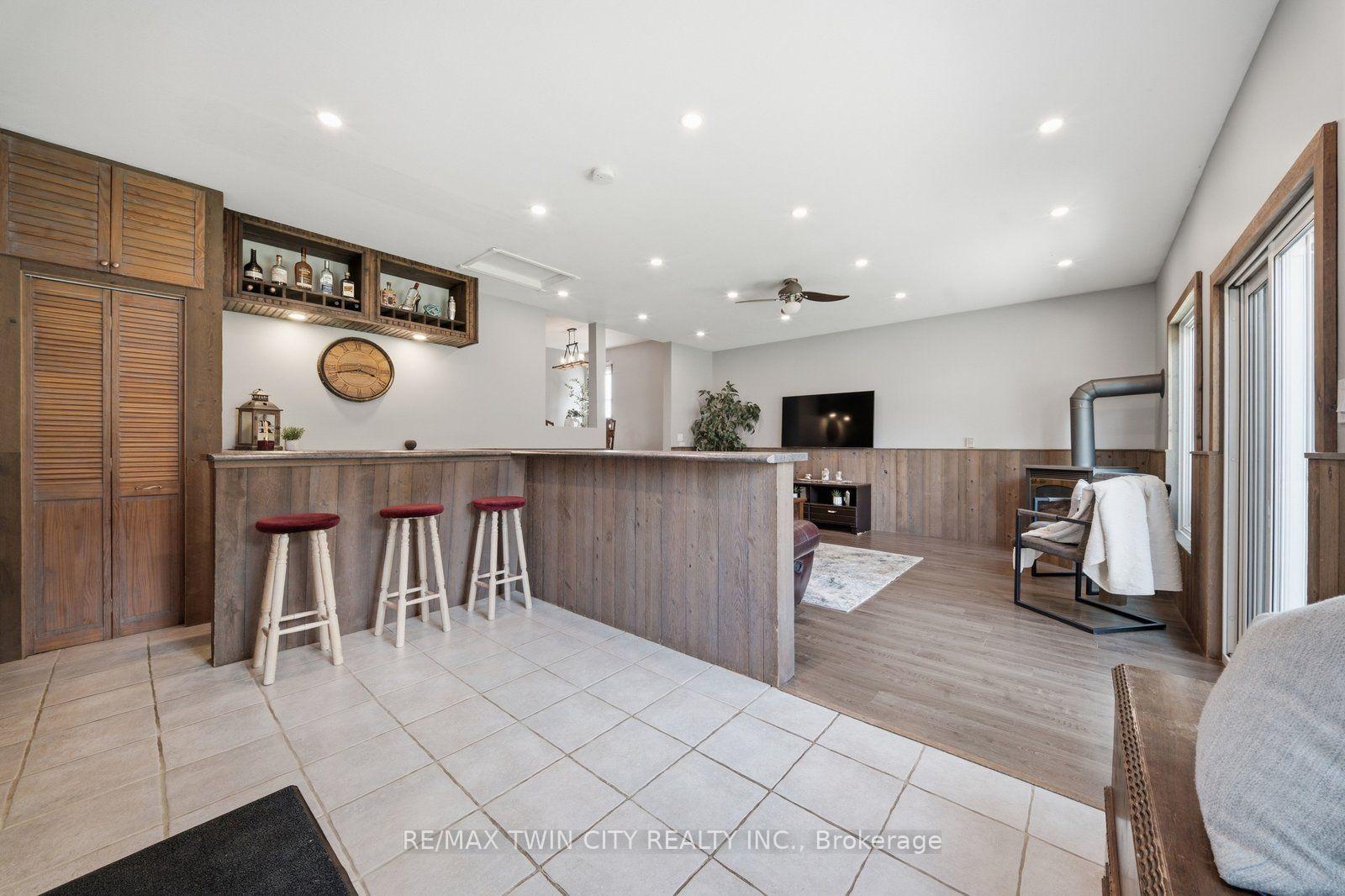 Photo 24 of 2214 William Shakespeare Street, Perth East, Shakespeare — HOMEH