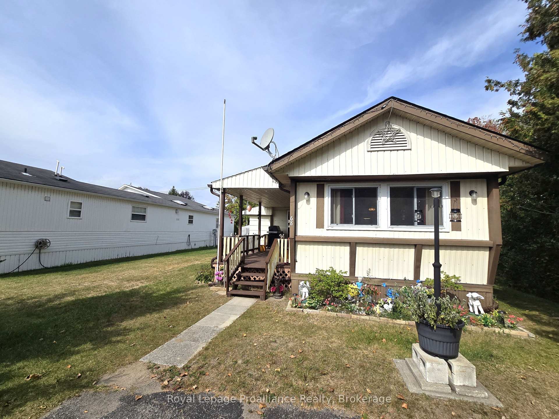 Photo 2 of Unit 68, 517 Old Highway 2, Quinte West, Sidney Ward — HOMEH