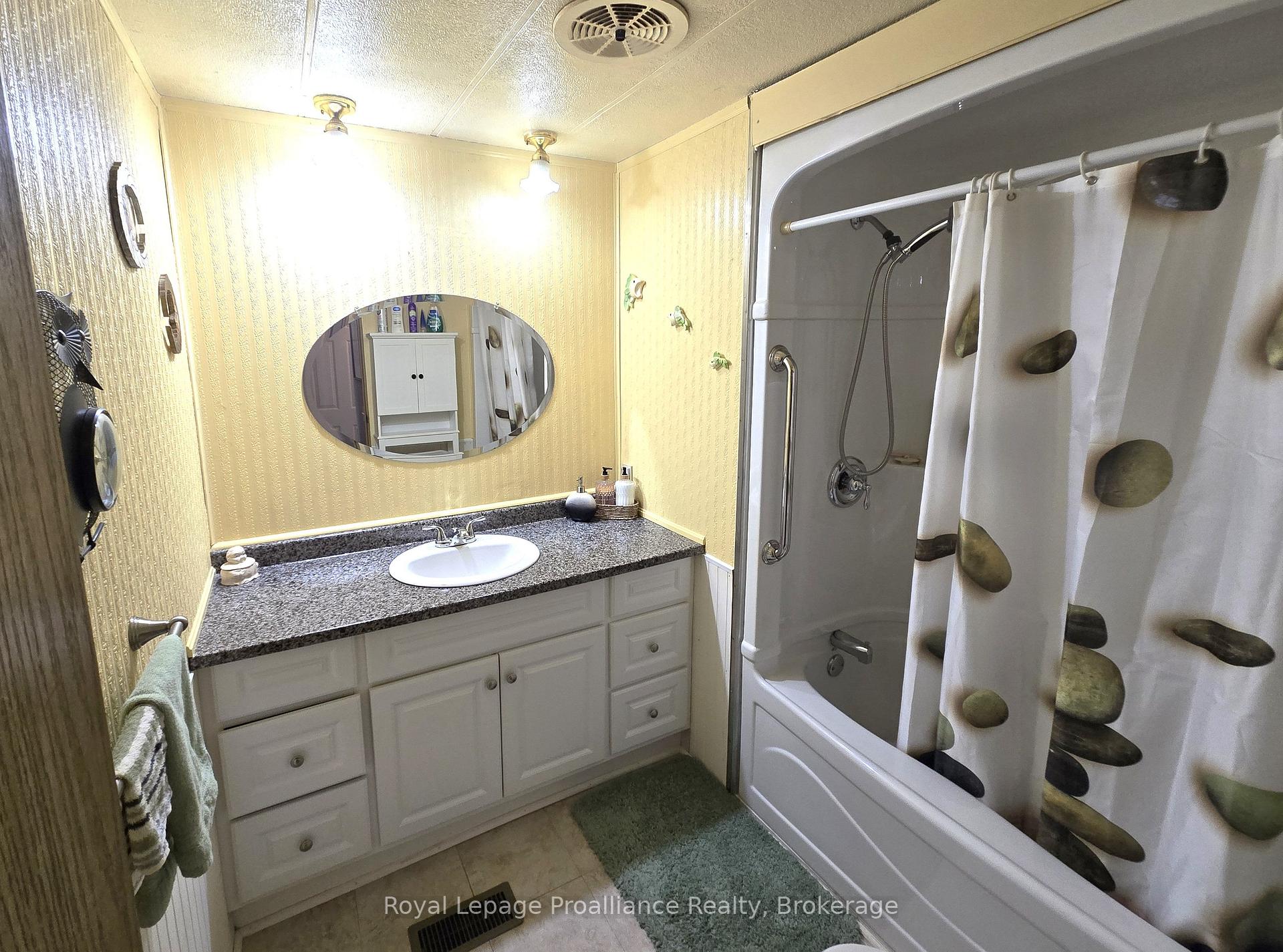 Photo 15 of Unit 68, 517 Old Highway 2, Quinte West, Sidney Ward — HOMEH