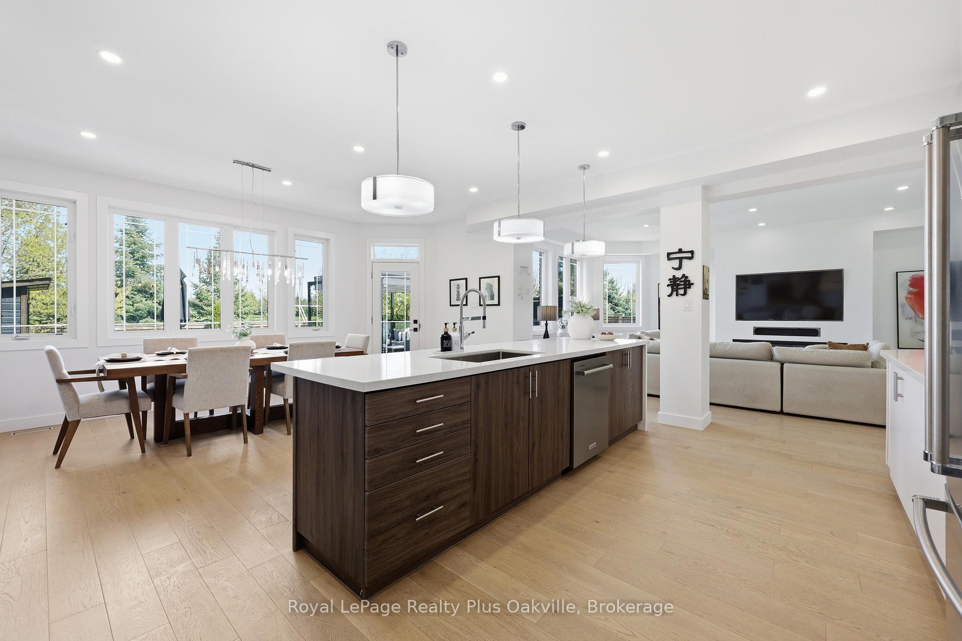 Photo 18 of 2363 Yolanda Drive, Oakville, West — HOMEH