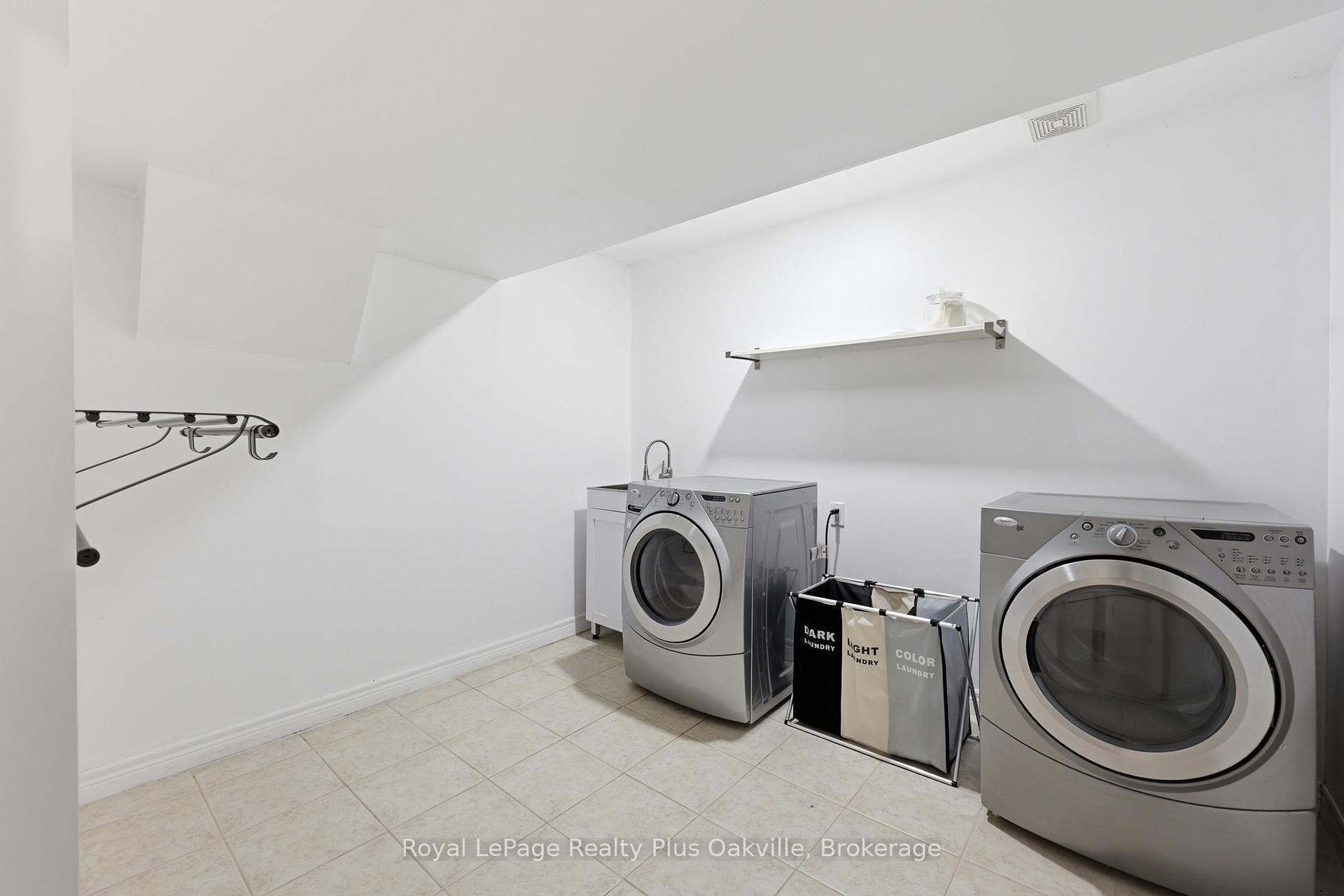 Photo 38 of 2363 Yolanda Drive, Oakville, West — HOMEH