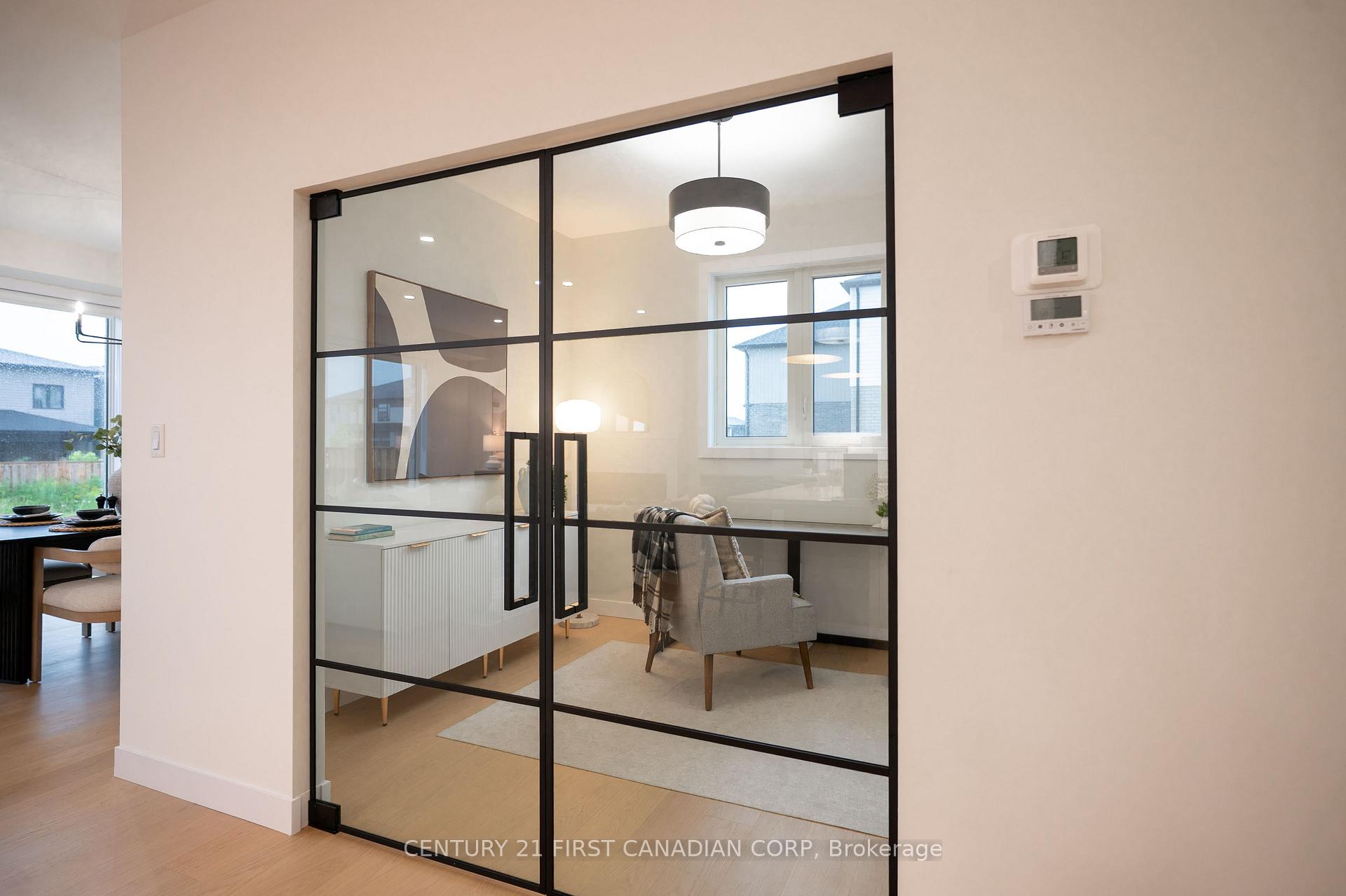 Photo 18 of 1378 Shields Place, London, North S — HOMEH