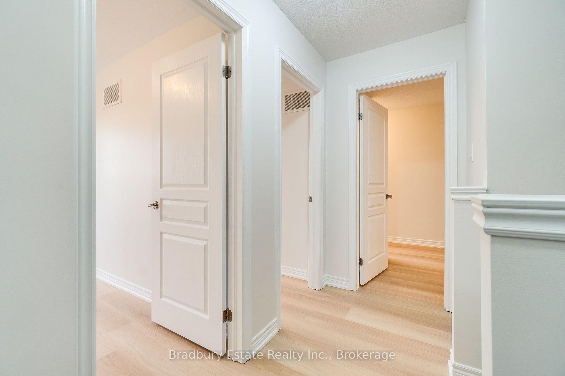 Photo 22 of 3105 Blackfriar Common, Oakville, Joshua Meadows — HOMEH