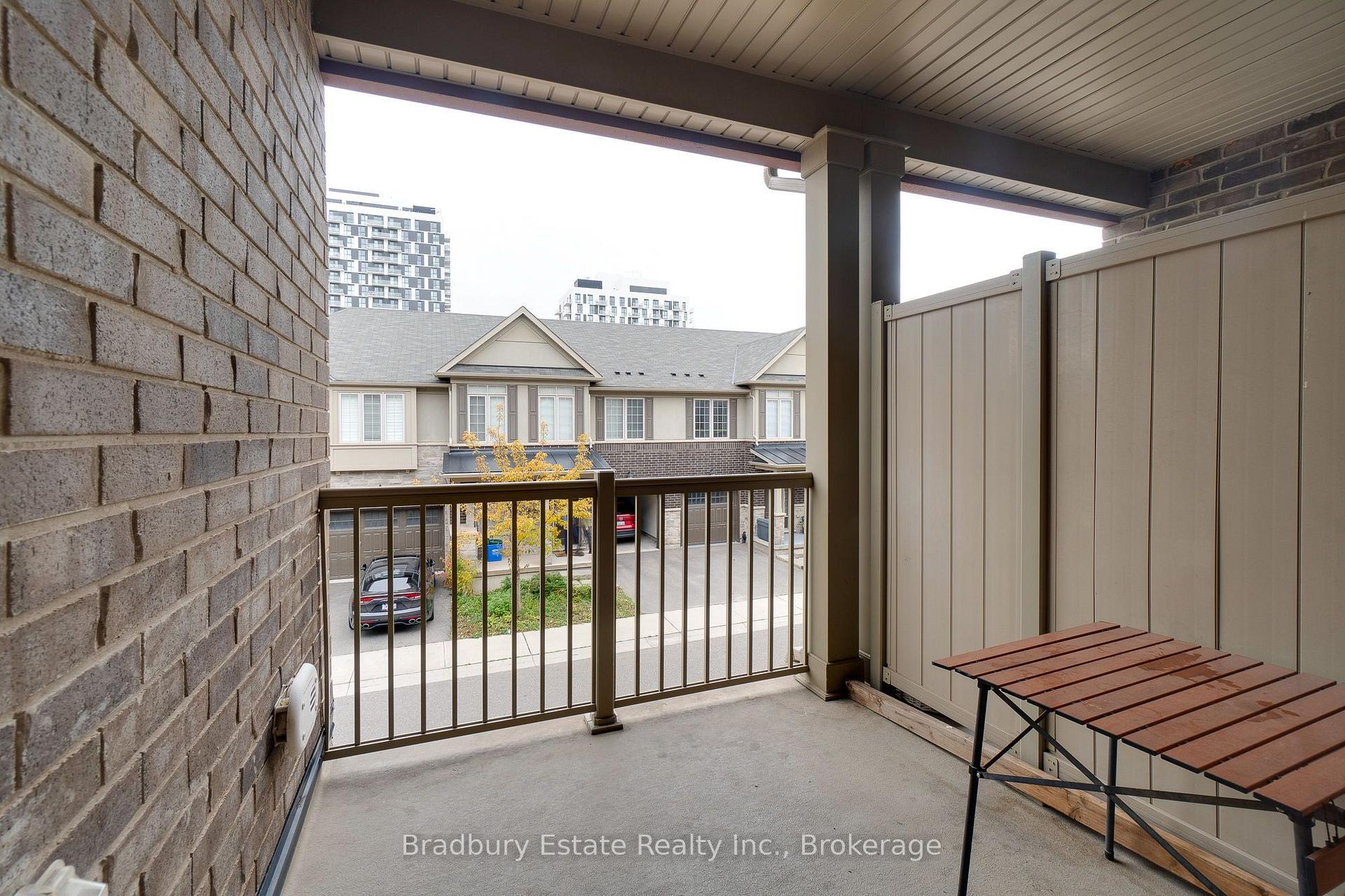 Photo 24 of 3105 Blackfriar Common, Oakville, Joshua Meadows — HOMEH