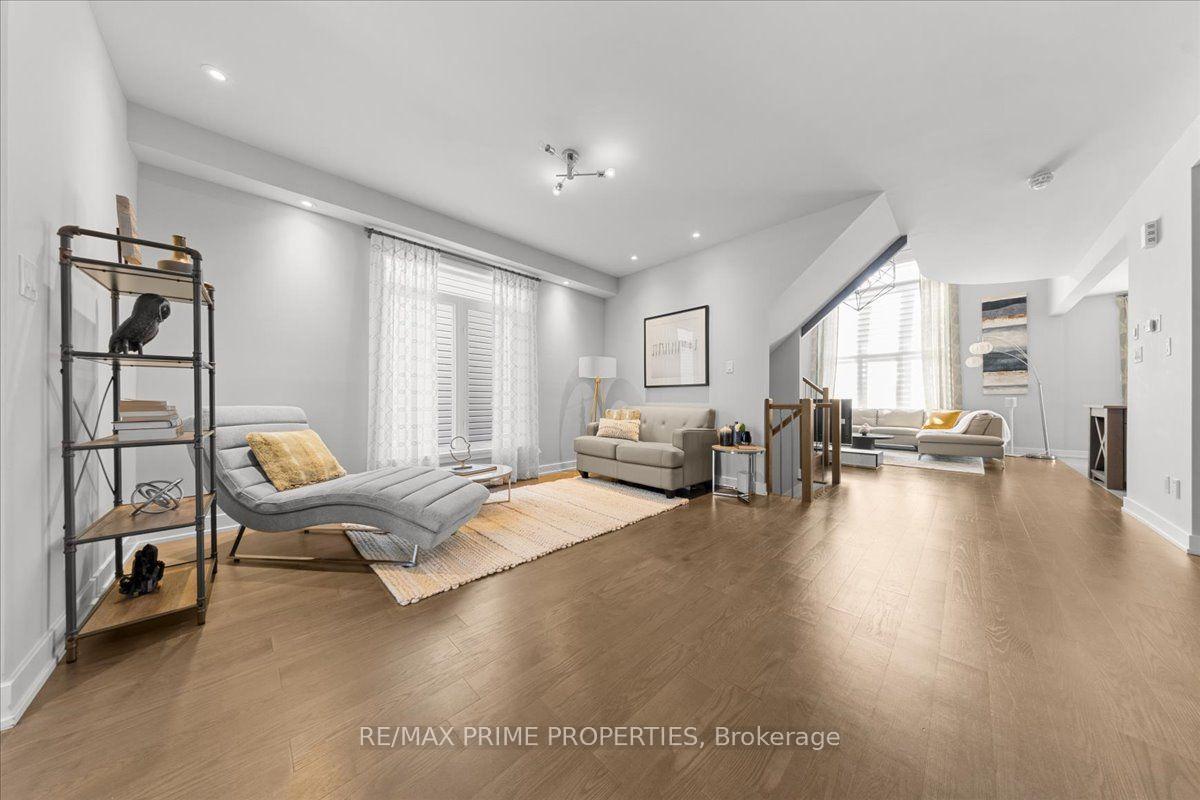 Photo 8 of 249 Joshua Street, Ottawa, Mer Bleue/Bradley Estates/Anderson Park — HOMEH