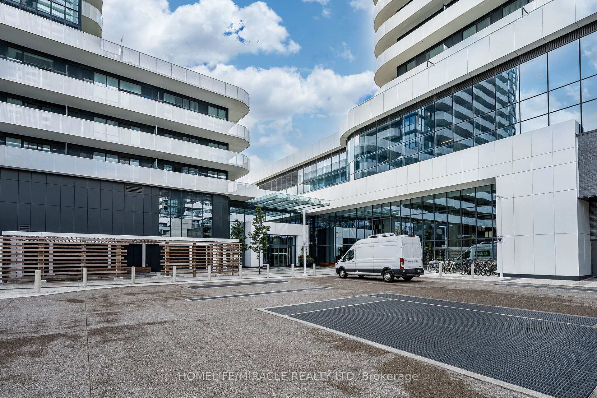 Photo 2 of Unit 1003, 195 Commerce Street, Vaughan, Vaughan Corporate Centre — HOMEH
