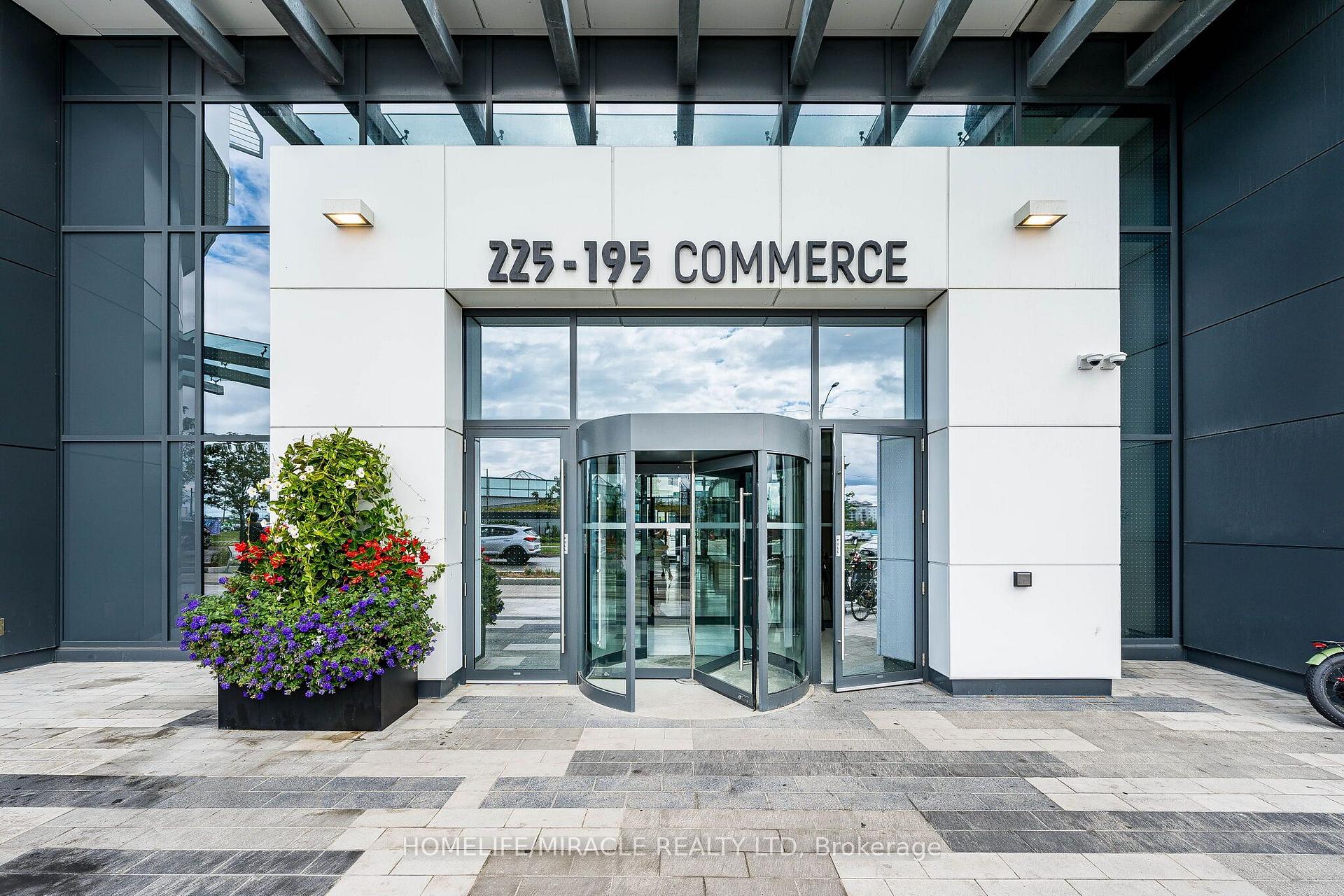 Photo 5 of Unit 1003, 195 Commerce Street, Vaughan, Vaughan Corporate Centre — HOMEH