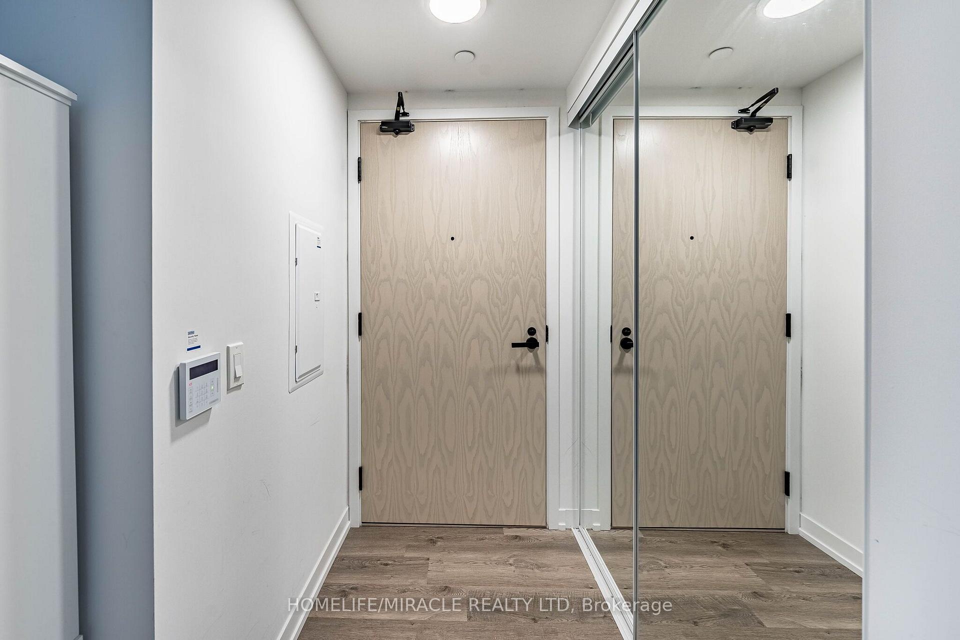 Photo 12 of Unit 1003, 195 Commerce Street, Vaughan, Vaughan Corporate Centre — HOMEH