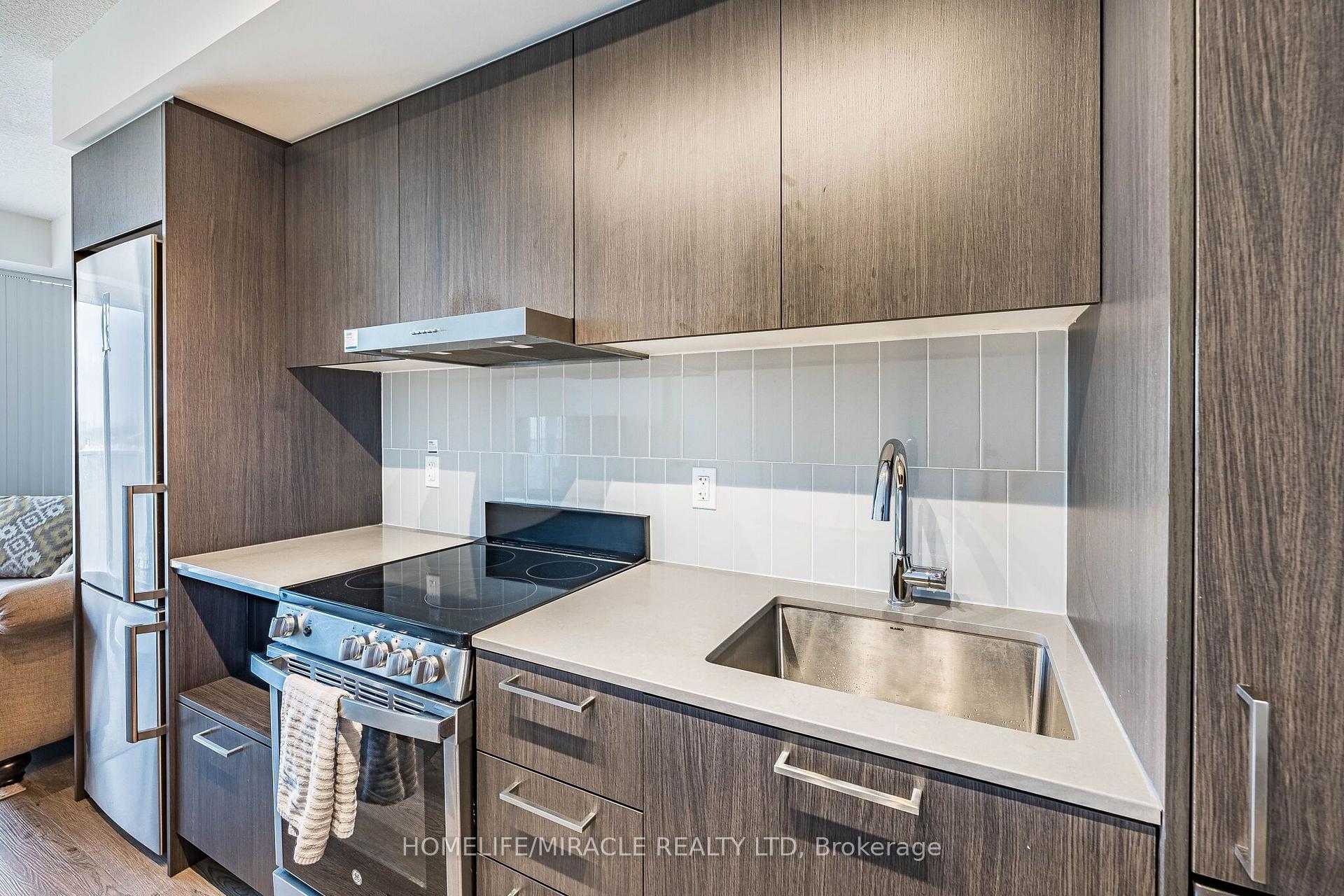 Photo 17 of Unit 1003, 195 Commerce Street, Vaughan, Vaughan Corporate Centre — HOMEH