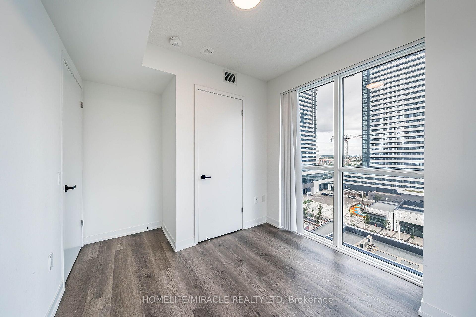 Photo 32 of Unit 1003, 195 Commerce Street, Vaughan, Vaughan Corporate Centre — HOMEH