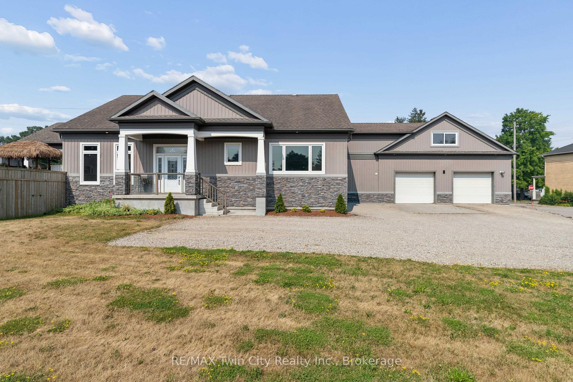 Photo of 9 Baird Street S