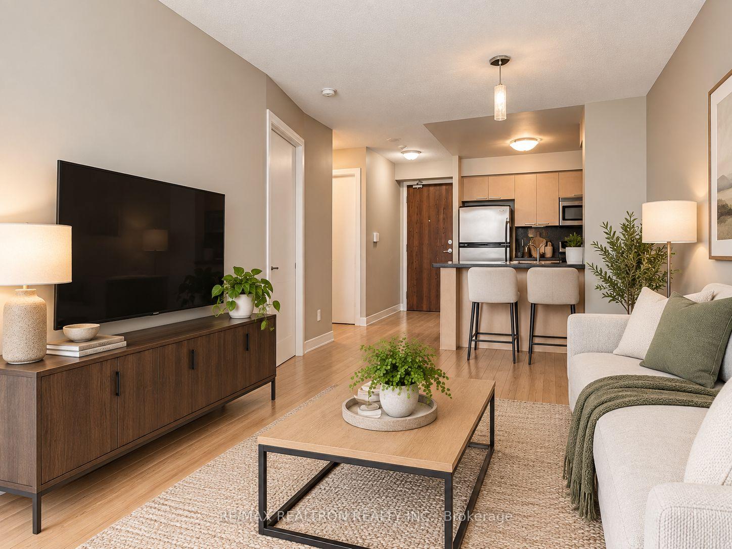 Photo 2 of Unit 2406, 16 Harrison Garden Boulevard, North York, Willowdale East — HOMEH