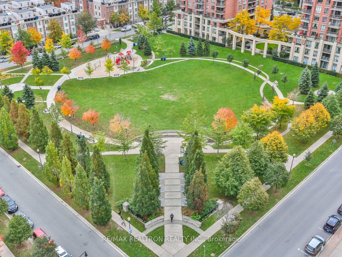 Photo 9 of Unit 2406, 16 Harrison Garden Boulevard, North York, Willowdale East — HOMEH