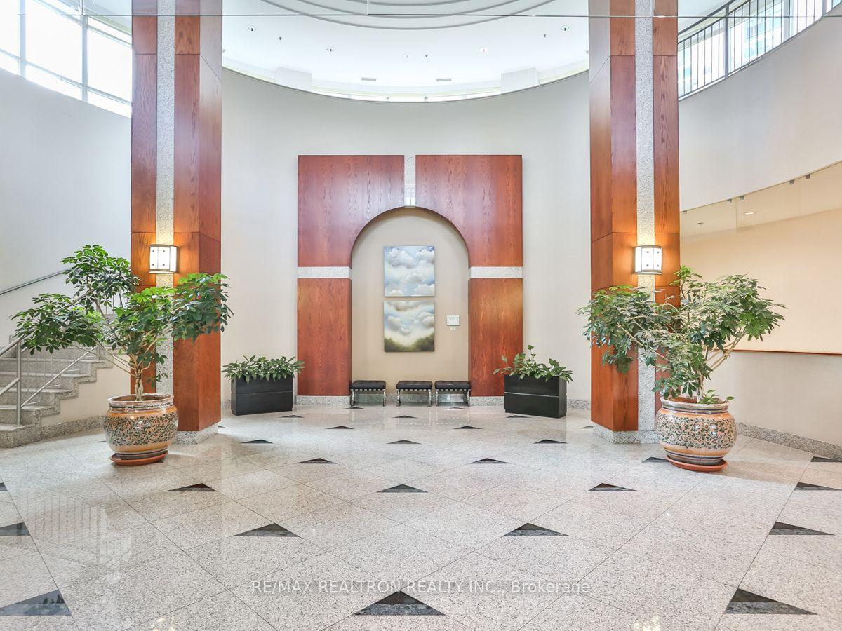 Photo 12 of Unit 2406, 16 Harrison Garden Boulevard, North York, Willowdale East — HOMEH
