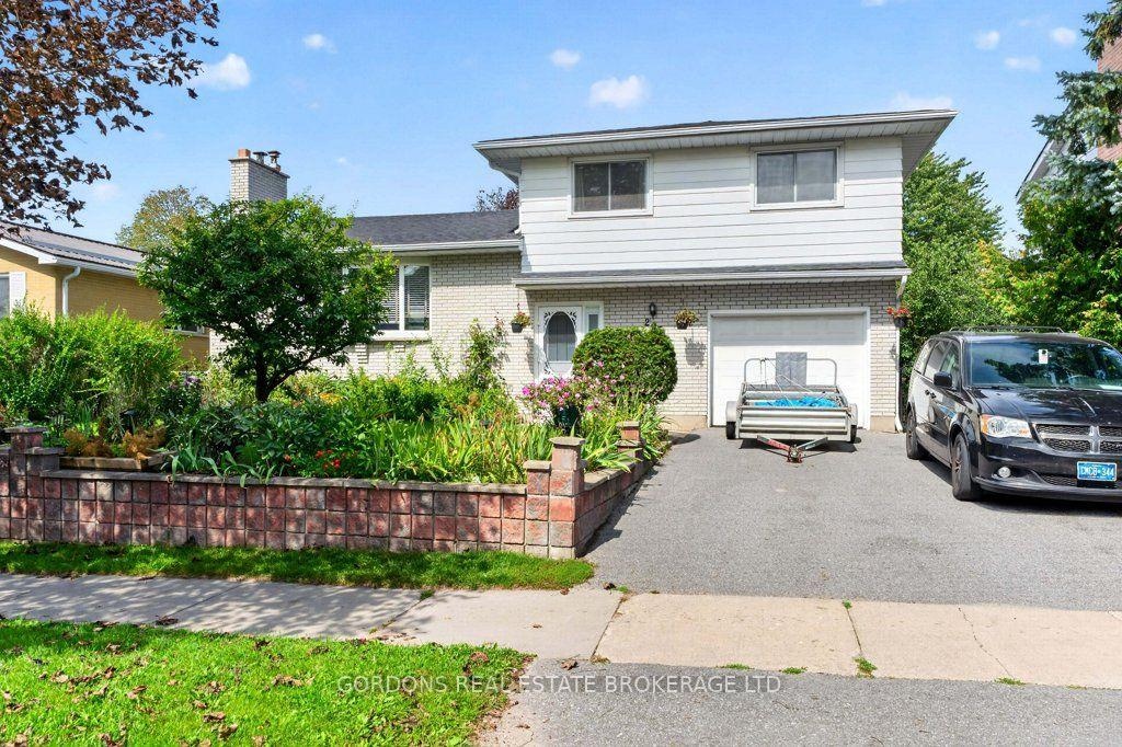 Photo 2 of 207 Robert Wallace Drive, Kingston, Central City West — HOMEH