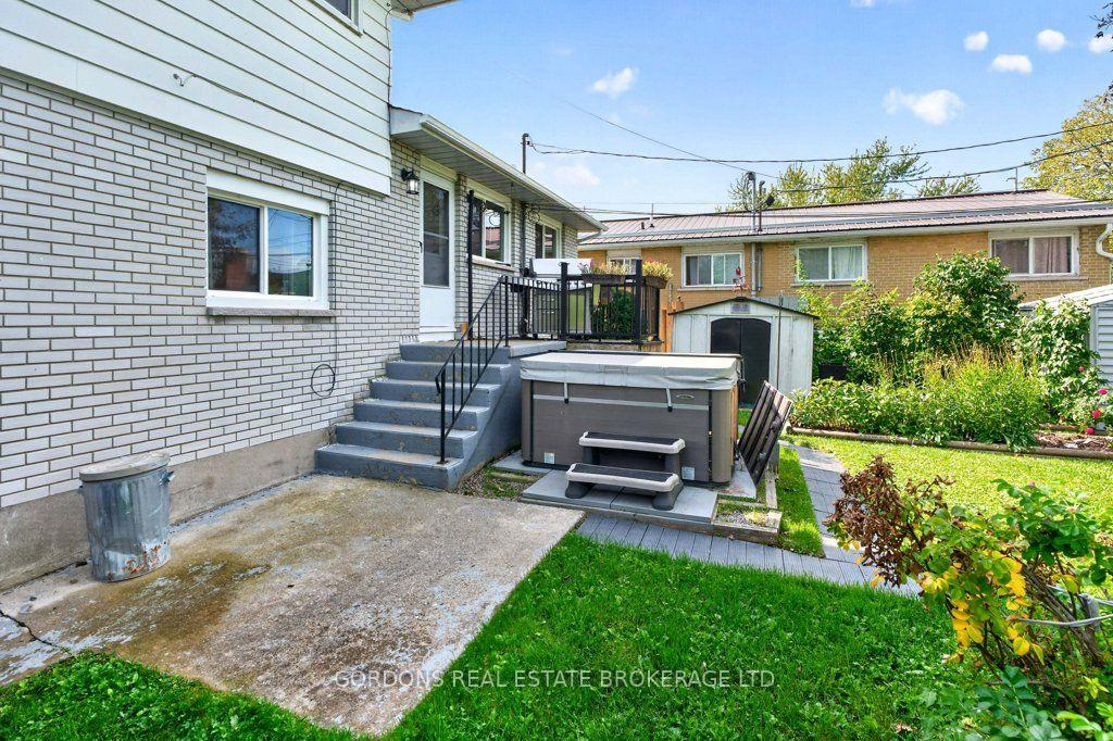 Photo 6 of 207 Robert Wallace Drive, Kingston, Central City West — HOMEH