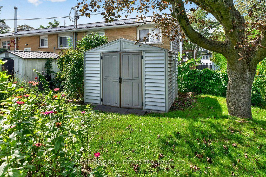 Photo 10 of 207 Robert Wallace Drive, Kingston, Central City West — HOMEH