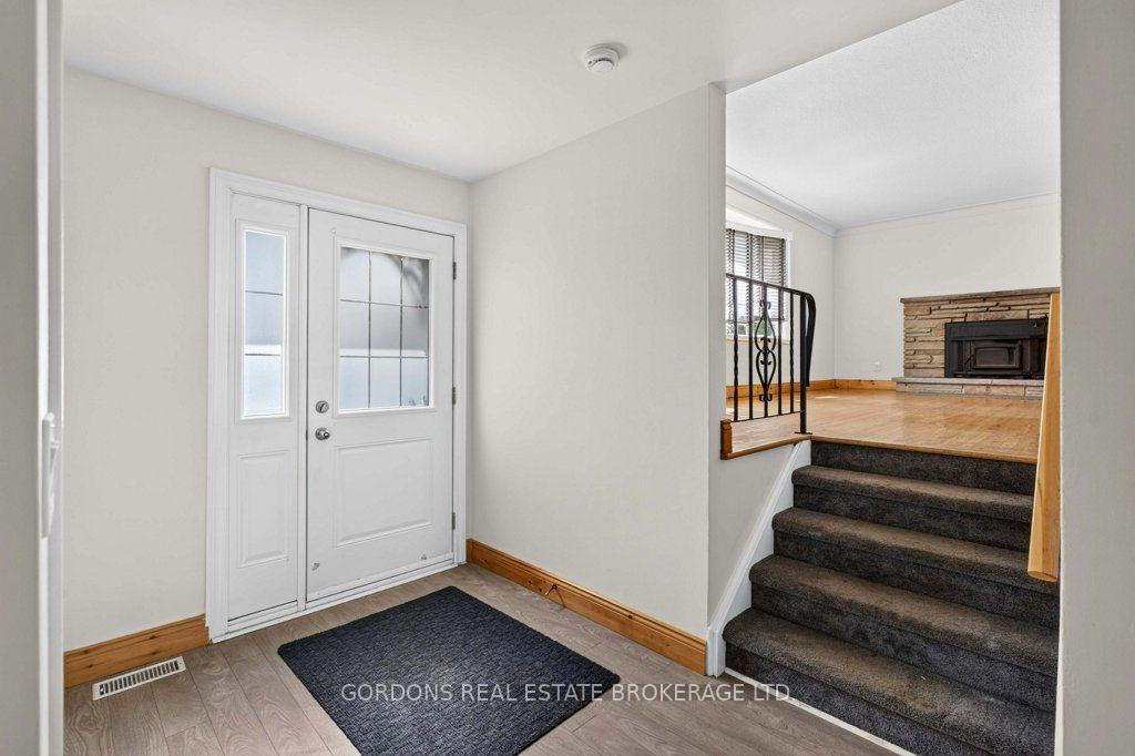 Photo 14 of 207 Robert Wallace Drive, Kingston, Central City West — HOMEH