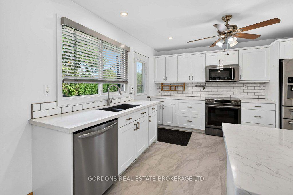 Photo 23 of 207 Robert Wallace Drive, Kingston, Central City West — HOMEH