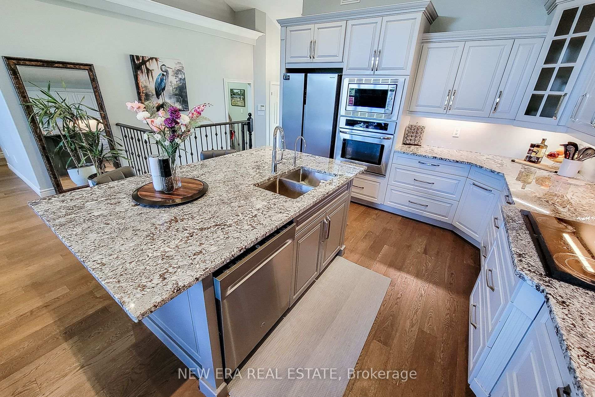 Photo 25 of 24 Carmichael Crescent, Brantford, Mayfair — HOMEH