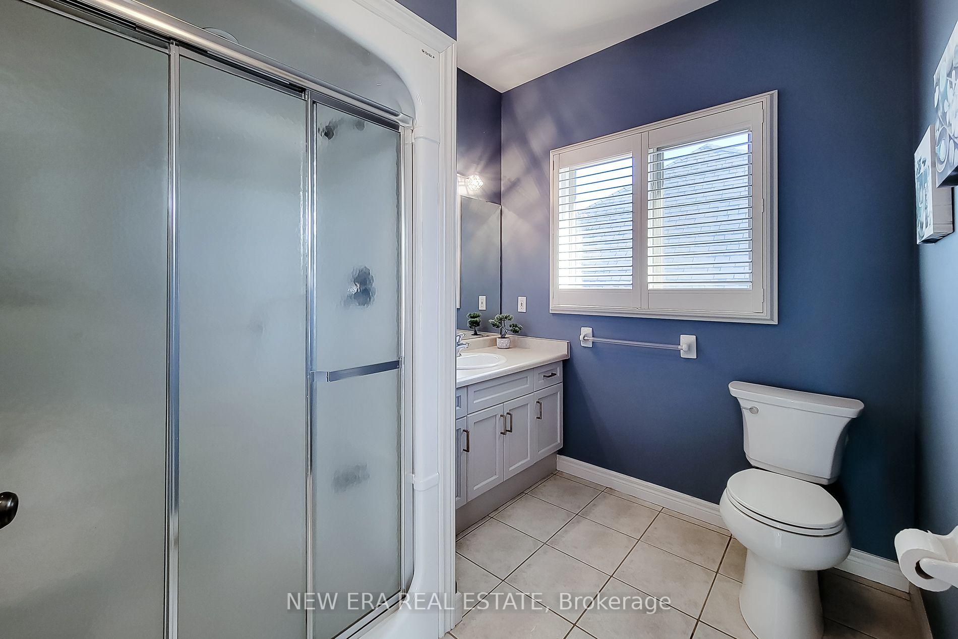 Photo 37 of 24 Carmichael Crescent, Brantford, Mayfair — HOMEH